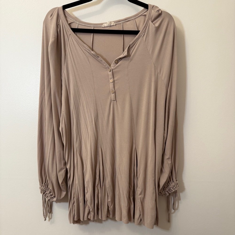 Easel Beige Pleated Blouse‎ with Button Detail
